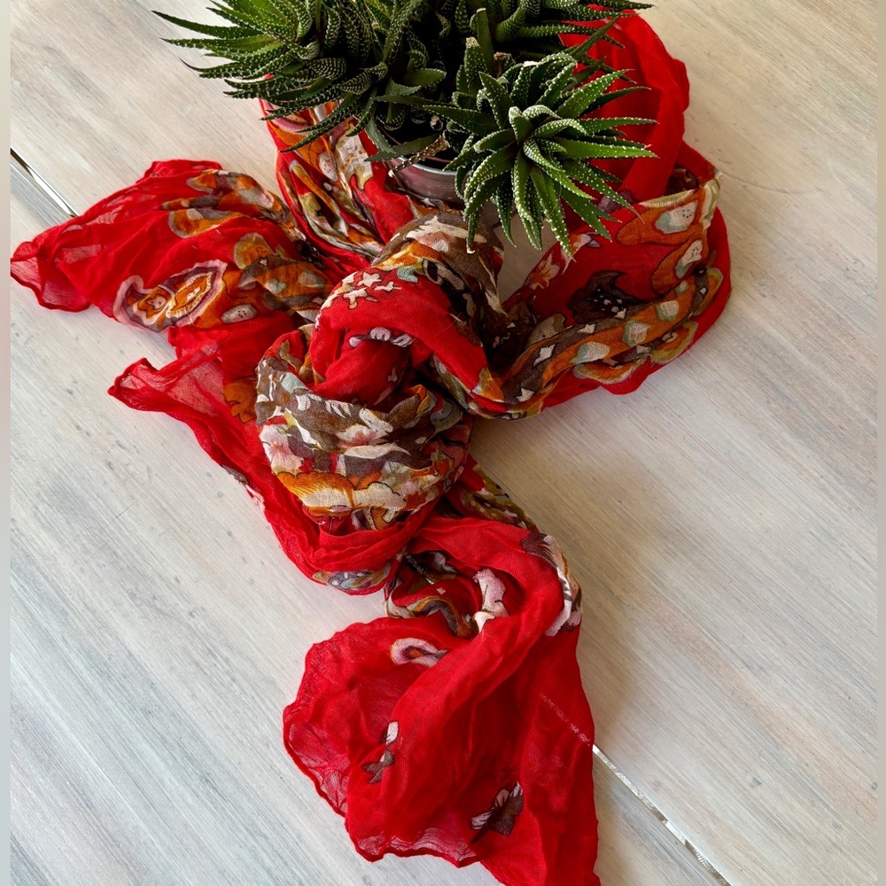 Red Multi-Coloured Pattern Scarf - Picture 8 of 11